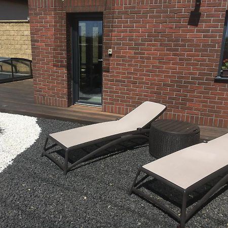 Tiny House With Private Pool Appartement Janosikova Buitenkant foto